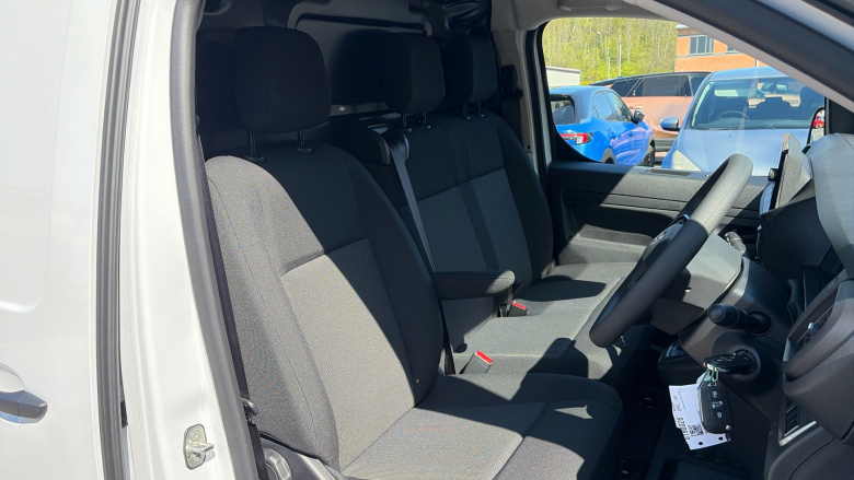 Vauxhall Vivaro L1 Diesel 2.0 Turbo D 145 Prime H1 Van